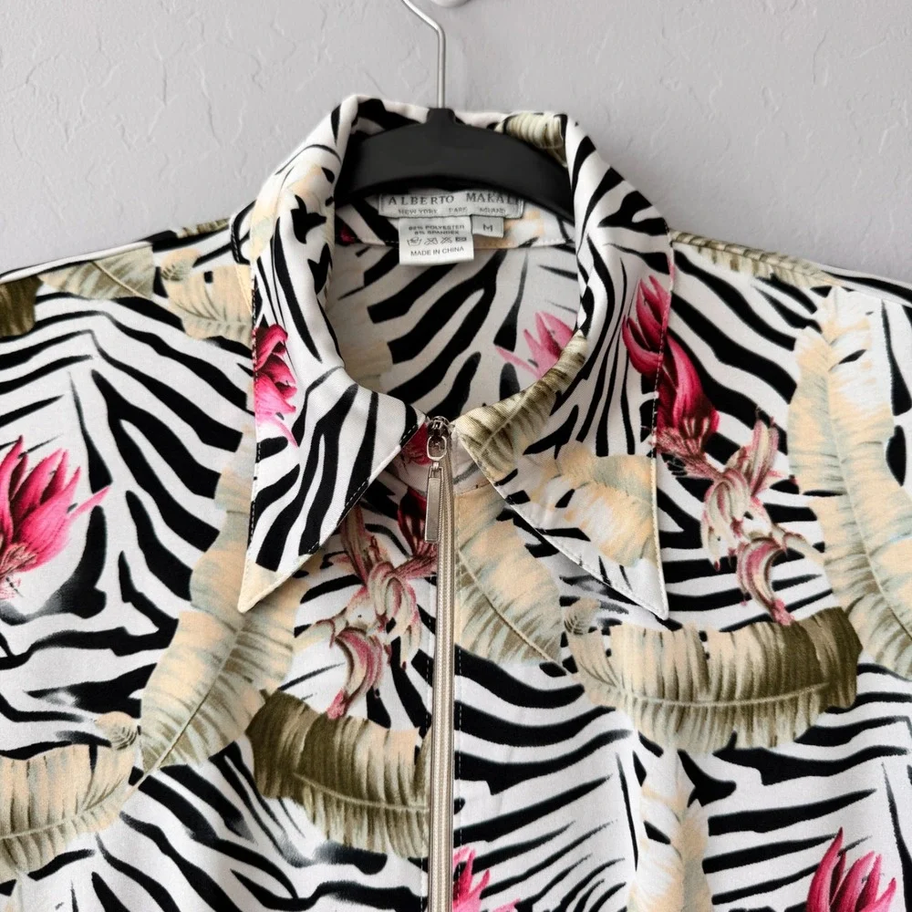 Alberto Makali‎ Zebra Floral Print Ruched Front Zip Up Top Blouse M - Picture 2 of 5